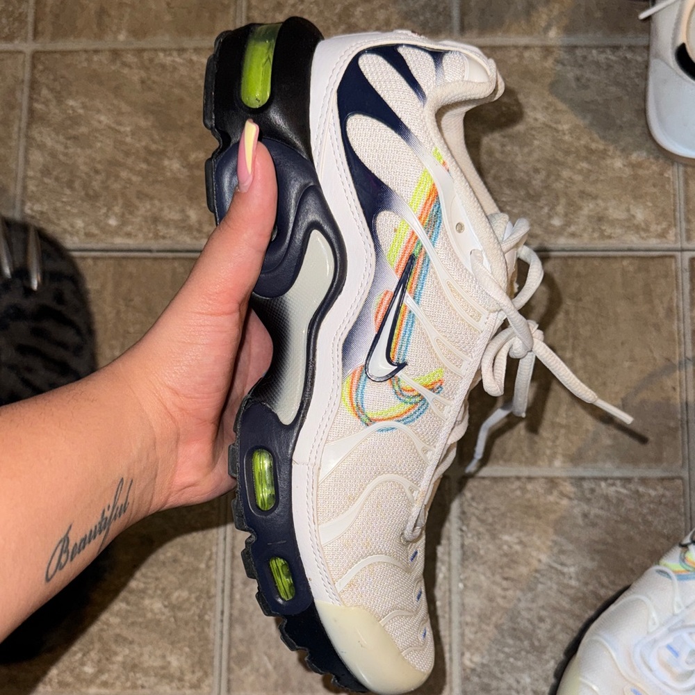 Nike White Multicolor Accent Air Max Runner Sneaker
